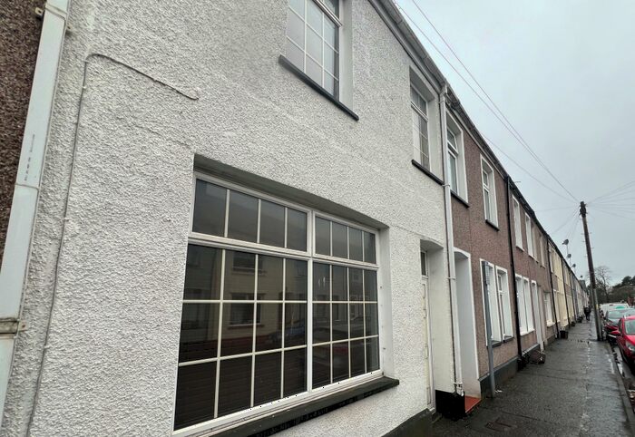3 Bedroom House To Rent In Ethel Street, Cardiff, CF5