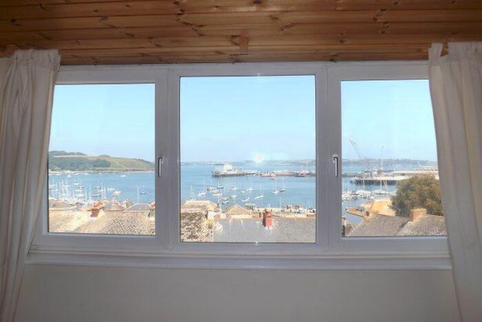1 Bedroom Studio To Rent In Gyllyng Flats, Falmouth, TR11
