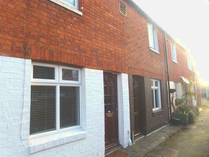 1 Bedroom House To Rent In Swan Terrace, Stony Stratford, Milton Keynes, MK11