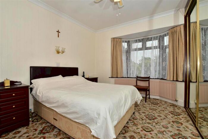 5 Bedroom Detached House For Sale In Danson Road, Bexleyheath, Kent, DA6