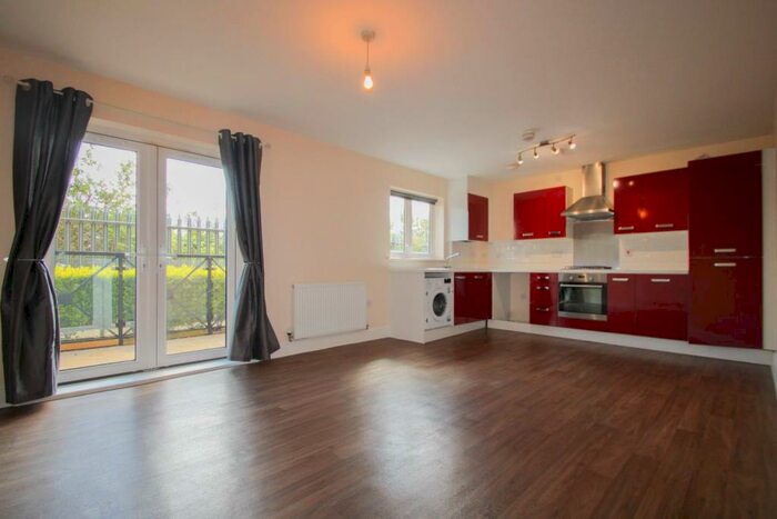 2 Bedroom Apartment To Rent In Clay Mills Court, Thomas Way, Braintree, CM7