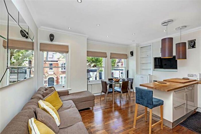 3 Bedroom House To Rent In Wandsworth Bridge Road, Fulham, London, SW6