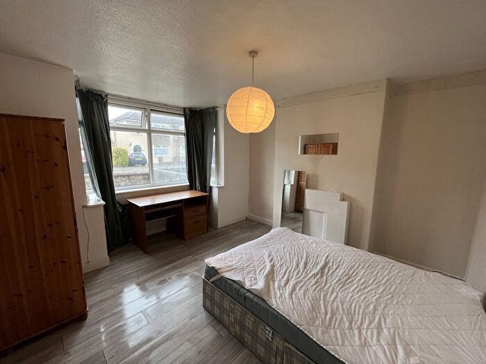 4 Bedroom Terraced House To Rent In Mortimer Road, Bristol, BS34