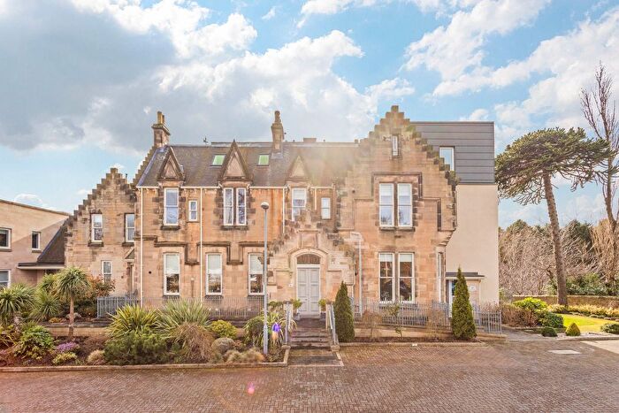 3 Bedroom Flat For Sale In (Flat ) South Oswald Road, The Grange, Edinburgh, EH9