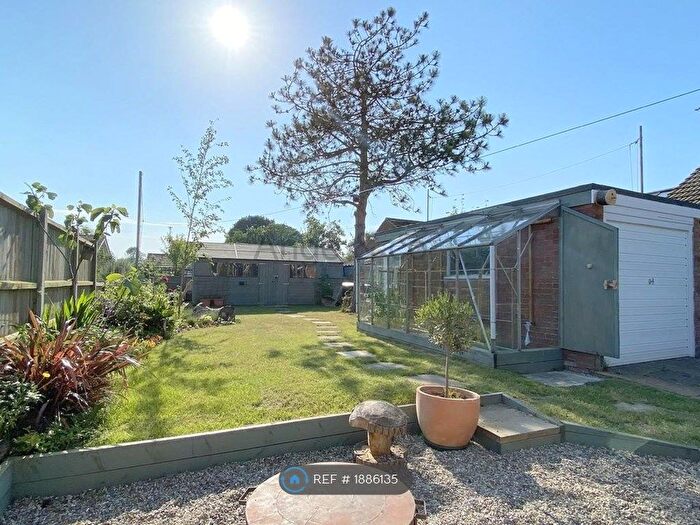 2 Bedroom Bungalow To Rent In The Pippins, Blundeston, NR32