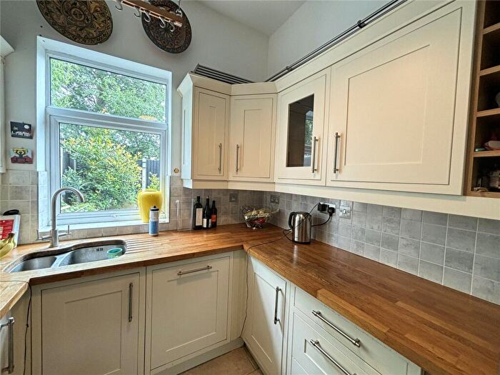1 Bedroom Apartment To Rent In Cranmer Road, London, E7