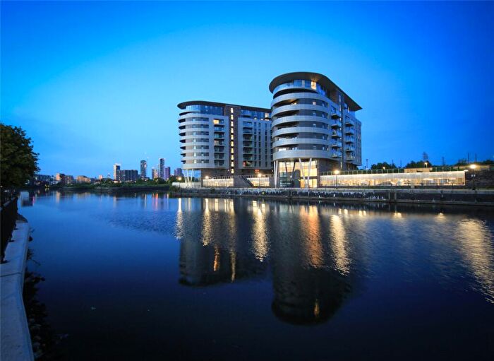 2 Bedroom Apartment To Rent In Manchester Waters, Tower, Pomona Strand, Old Trafford, Manchester, M16