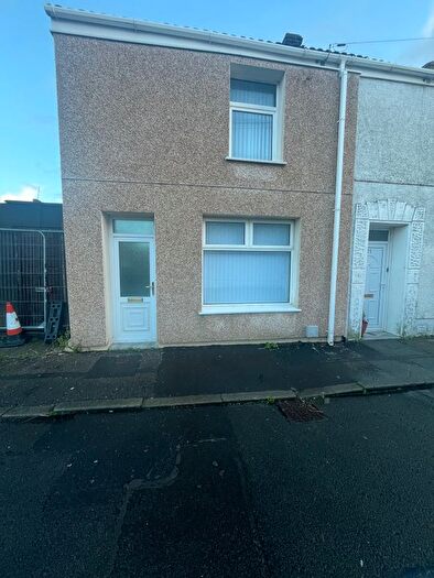 2 Bedroom End Terrace House To Rent In Llewellyn Street, Llanelli, SA15