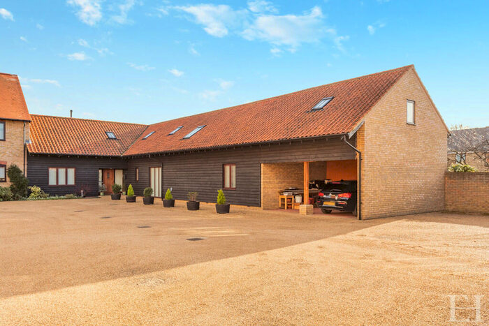 5 Bedroom Barn Conversion For Sale In Fen Ditton, Cambridge, CB5
