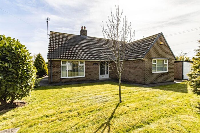 2 Bedroom Detached Bungalow For Sale In Heath Road, Heath, Chesterfield, S44