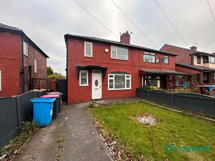 3 Bedroom Semi Detached House To Rent In Bolton Road, Swinton, Manchester, M27