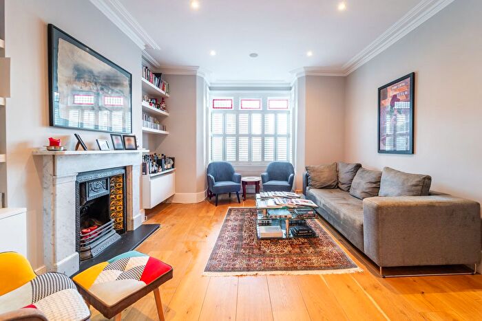 5 Bedroom Terraced House For Sale In Glasslyn Road, Crouch End, N8