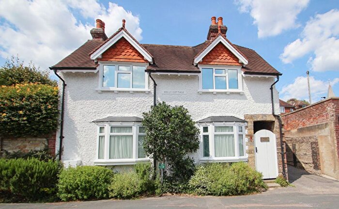 2 Bedroom Detached House For Sale In South Street, Mayfield, TN20