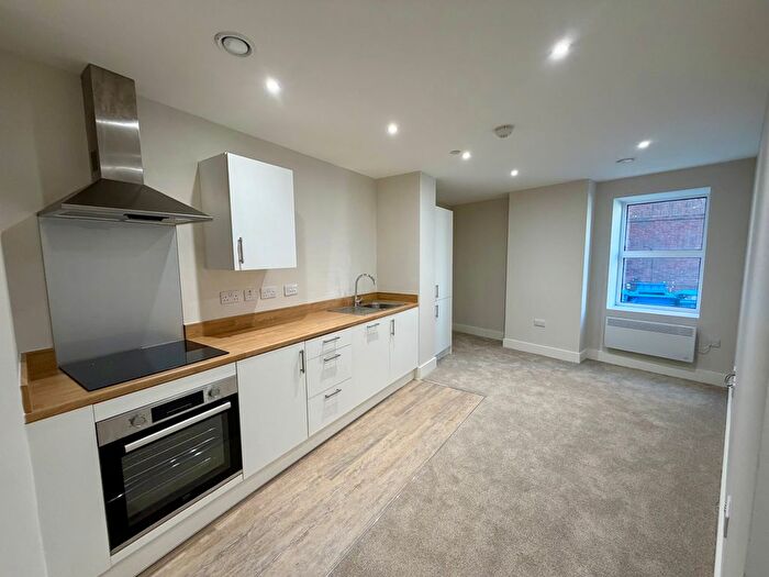 1 Bedroom Flat To Rent In George Street, Hull, HU1