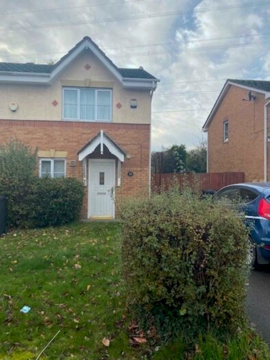 2 Bedroom Semi-Detached House To Rent In Canalside, Longford, CV6