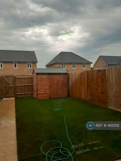 3 Bedroom Terraced House To Rent In Lavender Lane, Bedford, Bedfordshire, MK42