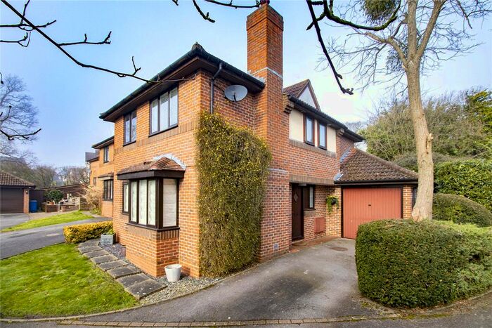 4 Bedroom Detached House To Rent In Westwates Close, Warfield, Bracknell, Berkshire, RG12