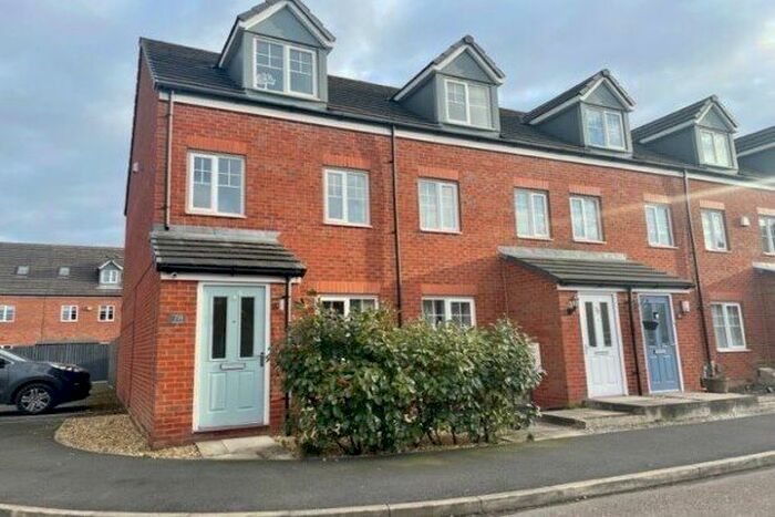 3 Bedroom Town House To Rent In Kerridge Drive, Warrington, WA1