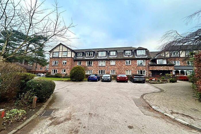 1 Bedroom Flat For Sale In Beechwood, Tabley Road, Knutsford, WA16