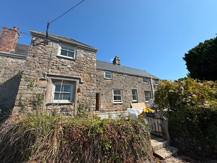 3 Bedroom Semi-Detached House To Rent In Tolver, Long Rock, TR20