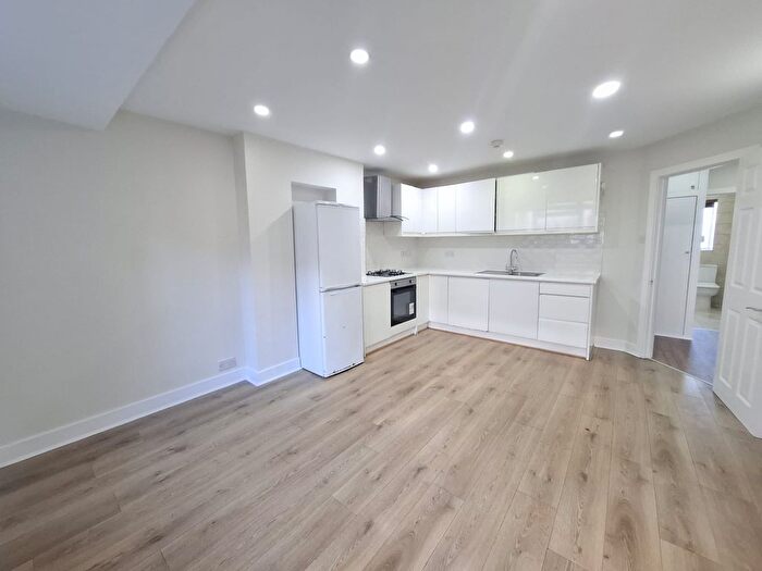 3 Bedroom Flat To Rent In Danes Gate, Harrow, HA1