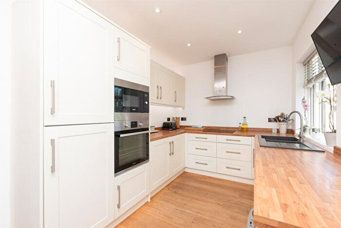 2 Bedroom Semi-Detached House For Sale In Saxon Place, Horton Kirby, Kent, DA4