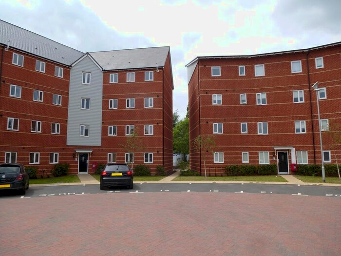 2 Bedroom Flat To Rent In Merton Way, Walsall, WS2