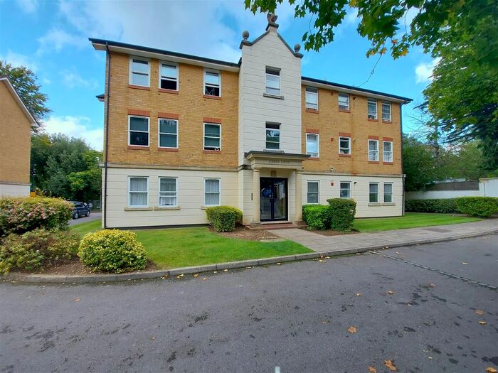 1 Bedroom Flat To Rent In Devonshire Avenue, Sutton, SM2