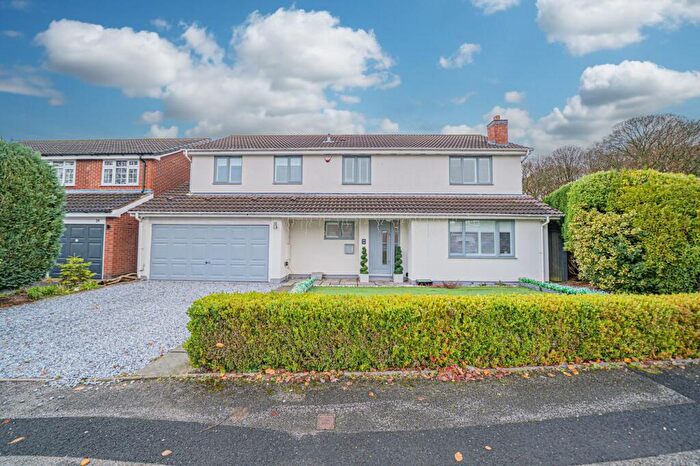 5 Bedroom Detached House For Sale In Bridge Meadow Drive, Knowle, B93