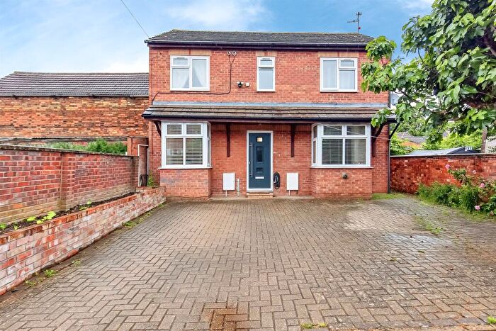 5 Bedroom Detached House For Sale In Bamber Street, Peterborough, PE1