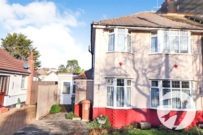 3 Bedroom Semi Detached House For Sale In Merewood Road, Bexleyheath, DA7