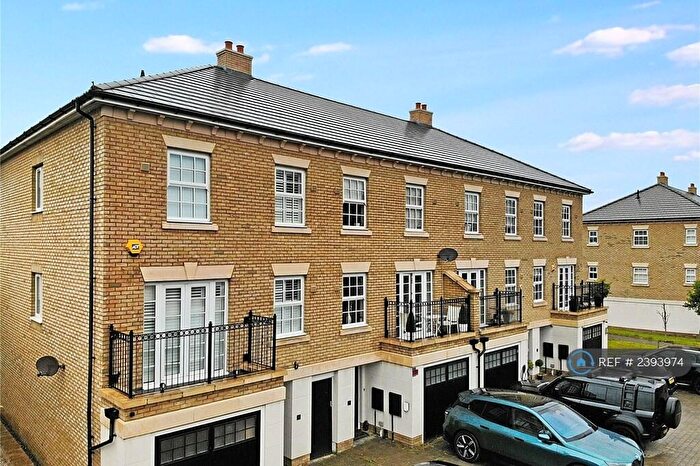 4 Bedroom Terraced House To Rent In Simmons Road, Ebbsfleet Valley, DA10