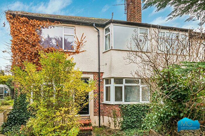 2 Bedroom Flat To Rent In Grosvenor Road, Finchley, London, N3