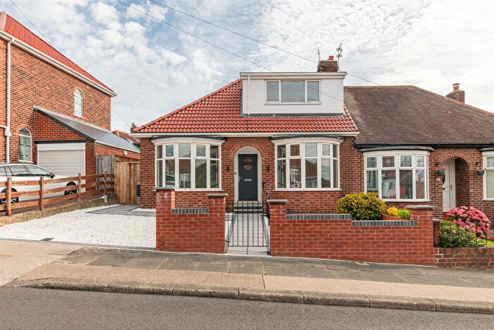 3 Bedroom Semi-Detached Bungalow To Rent In Woodville Crescent, Sunderland, Tyne And Wear, SR4