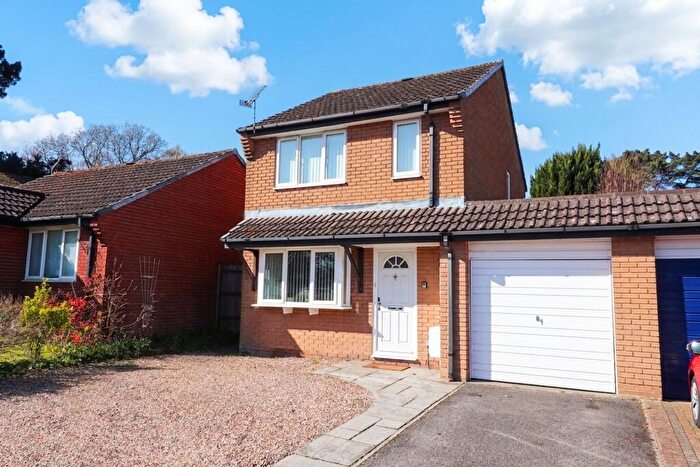 3 Bedroom Detached House For Sale In Arun Road, West End, SO18