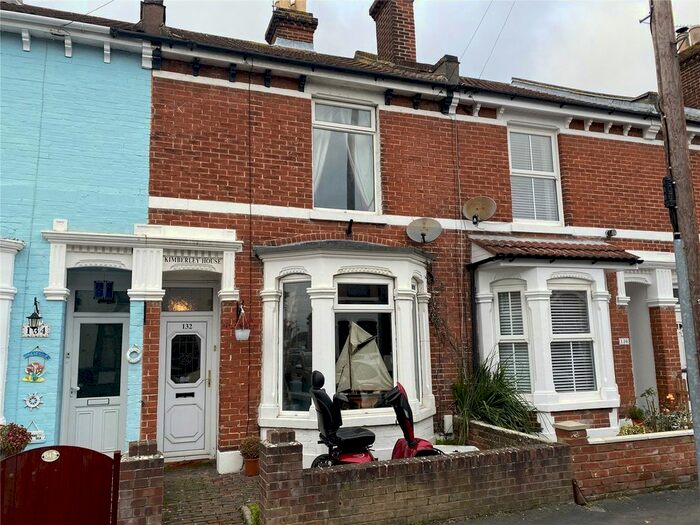 Houses for sale & to rent in PO12 1GR, Thomas Grant Avenue