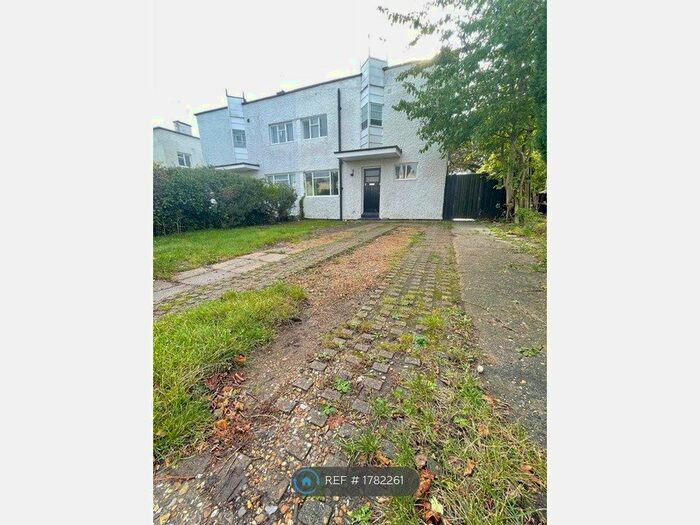 4 Bedroom Semi-Detached House To Rent In Silver Street, Silver End, Witham, CM8