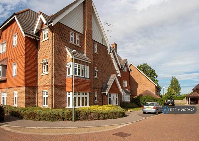 2 Bedroom Flat To Rent In Corinth Court, Haywards Heath, RH16