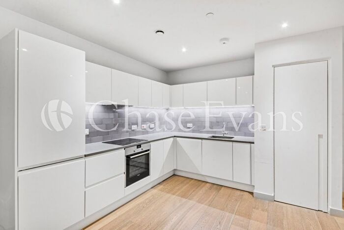 1 Bedroom Flat To Rent In Royal Wharf, Starboard Way, Docklands, London, E16