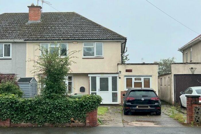4 Bedroom Property To Rent In Oldbury Road, Worcester, WR2