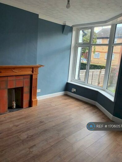 3 Bedroom Terraced House To Rent In Haycroft Road, Stevenage, SG1