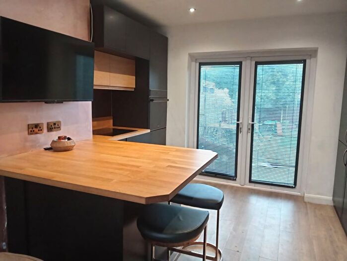 3 Bedroom Semi-Detached House For Sale In Wilsthorpe Road, Long Eaton, NG10