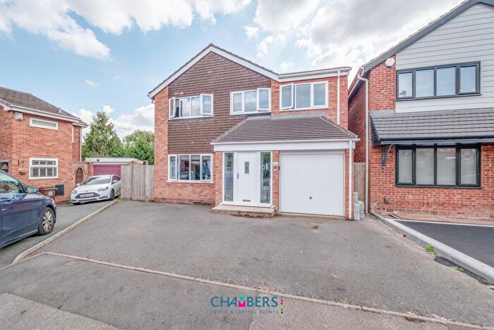 5 Bedroom Detached House For Sale In The Greenway, Marston Green, Birmingham, B37