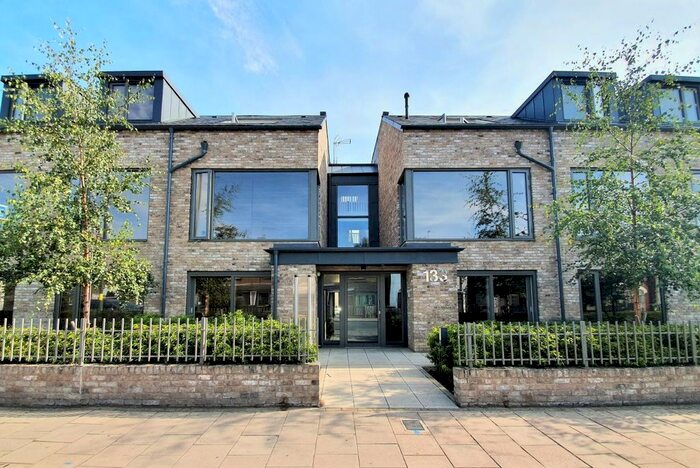 2 Bedroom Flat To Rent In East Barnet Road, Barnet, EN4