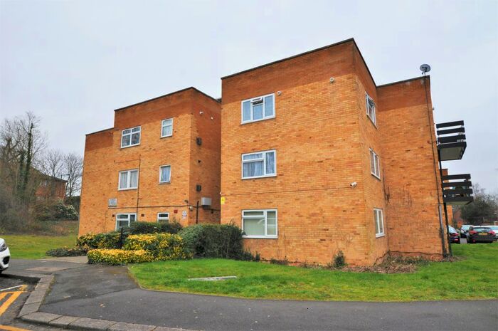 1 Bedroom Flat To Rent In September Way, Stanmore, HA7