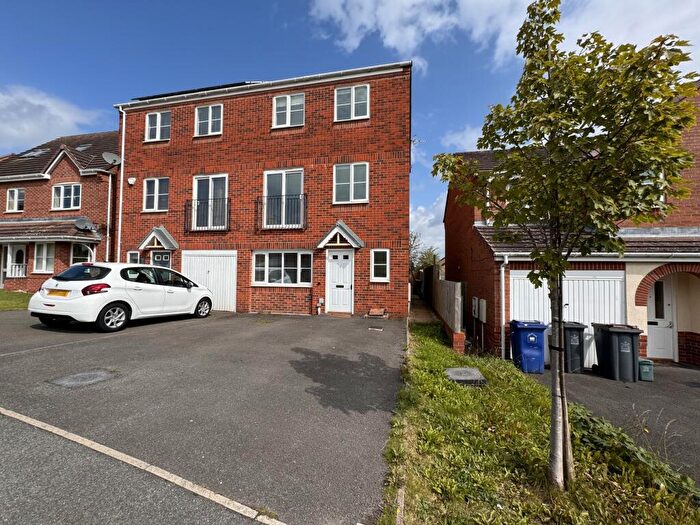 5 Bedroom Town House To Rent In Gadwall Croft, Newcastle-under-Lyme, ST5