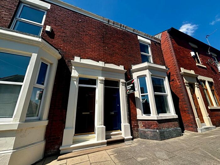 2 Bedroom House To Rent In Waterloo Terrace, Ashton, PR2