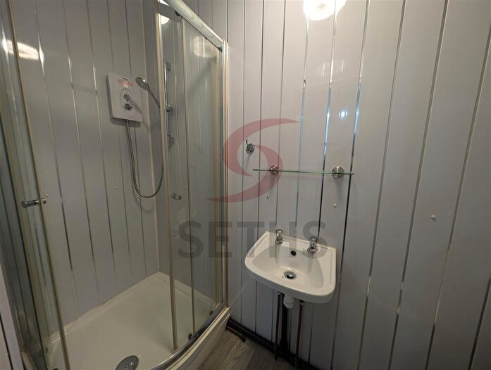 1 Bedroom Flat To Rent In Leire Street, Belgrave, Leicester, LE4