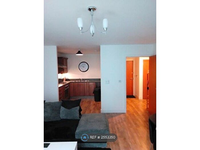 1 Bedroom Flat To Rent In Worsdell Drive, Gateshead, NE8