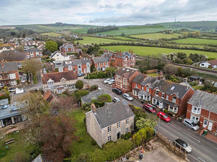 3 Bedroom Detached House For Sale In Jestys Avenue, Weymouth, DT3